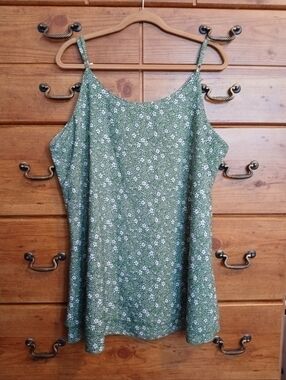 7th Element Womens Plus Green Floral Flowy  Top /Size 3X